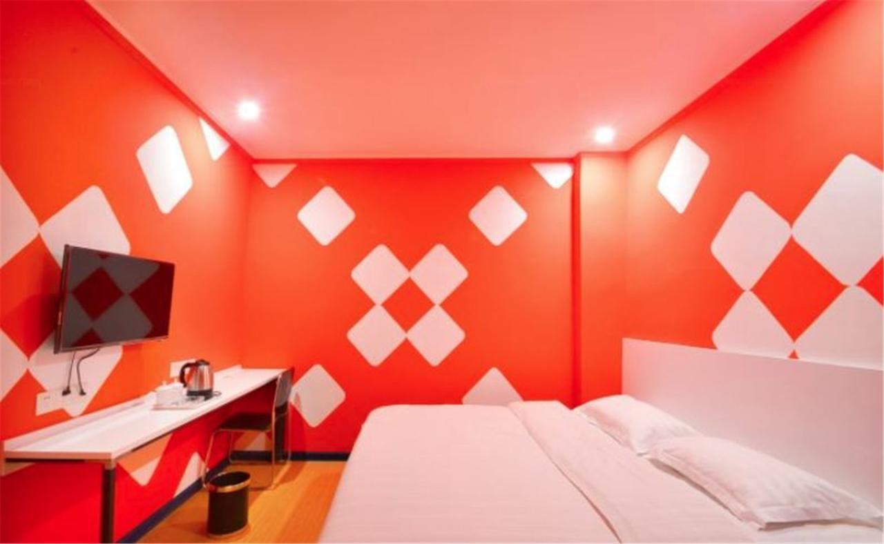 Jinkailai Business Hotel Qingdao Beer Street Exterior foto